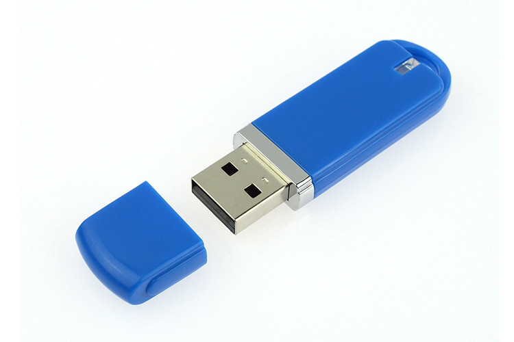 Color azul del plástico 3,0 8G USB con el logotipo y el paquete modificados para requisitos particulares